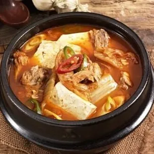 Kimchi soup