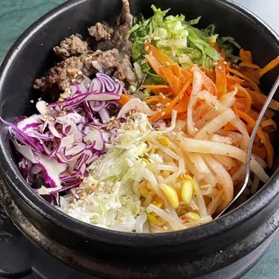 Hot stone Bibimbap