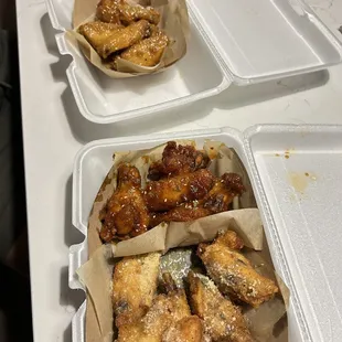 chicken wings, fried chicken, chicken wings and fried chicken, bbq wings, poultry, food, chicken, bbq chicken, fried chicken wings