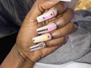Luxe Nails & Lashes