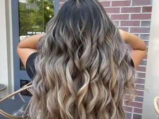 Platinum & Company Beauty Bar