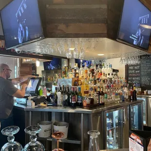 Bar !!!