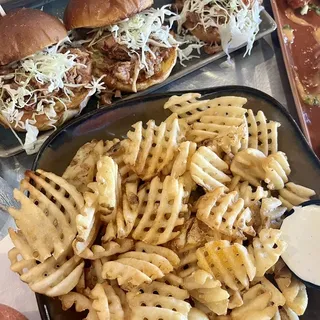 Large Criss Cut Fries