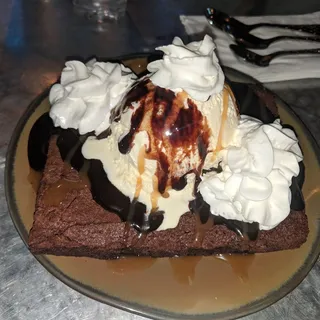 Brownie Sundae