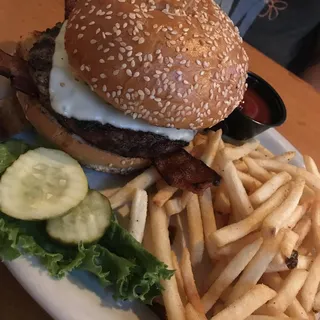 The Grizzly Giant Burger
