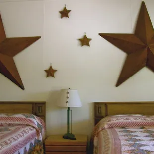 Rustic Room - sleeps 5