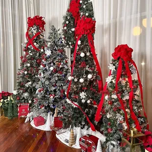 Private Holiday Event: Christmas trees decor