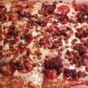 Extra cheese pep mushroom sausage.. very good