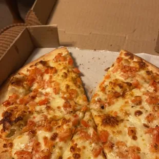 What I got! Hard, over cooked no fresh basil