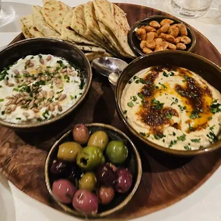 SEREA MEZZE