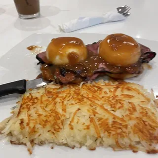 Pastrami Benedict