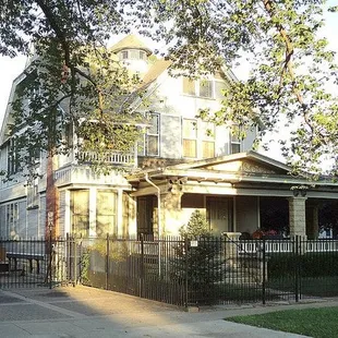 Serenity Bed and Breakfast Inn @ 1018 N. Market Street in Wichita, KS - &quot;Wichita&apos;s Most Romantic B&amp;B&quot;