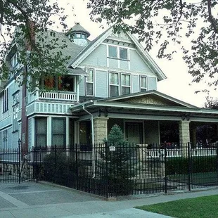 Serenity Bed and Breakfast Inn @ 1018 North Market Street in Wichita, KS  67214 - &quot;Wichita&apos;s Most Romantic B&amp;B&quot;