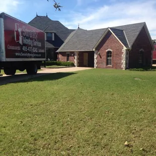 Multiple trucks on location unloading at once no problem