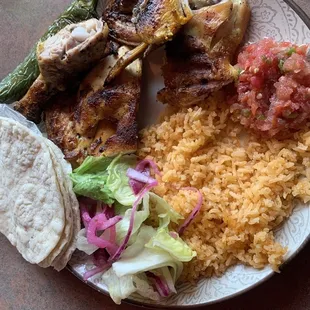 food, chicken wings and fried chicken