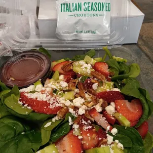 Spinach Strawberry Salad