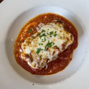 Chicken and spinach lasagna-Chef's Kiss!