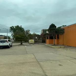 The Exterior aka #parking for the Bistro