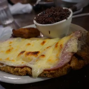 Empanizado de Carne con Milanesa. They forgot the marinara though. Still good I must say.