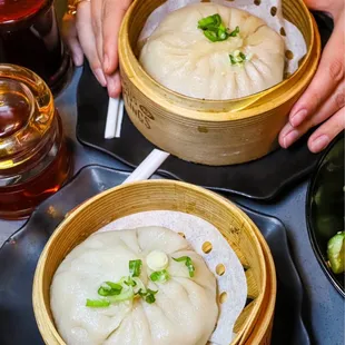 Giant Soup Xlb