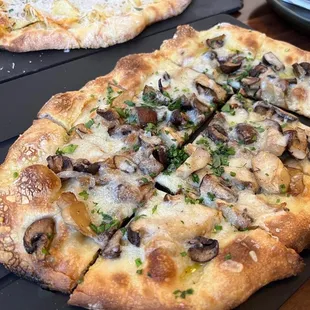 Truffle Pizza