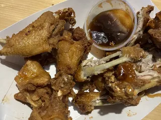 Miscues Sports Bar & Grille