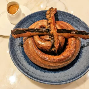 8/7/22 NOT YOUR MOTHER&apos;S CINNAMON ROLL - Butterscotch Icing, Applewood-smoked Chocolate Bacon