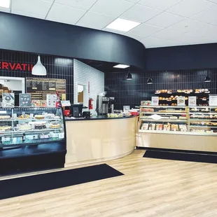 sushi and sashimi, interior