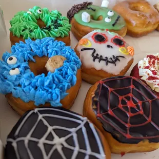 Halloween Donuts (dozen) Spider webs, Monster, Frankenstein, Skull