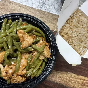 String beans with chicken