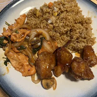 Door dash view of the meal from home