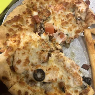 Mediterranean Chicken Pizza