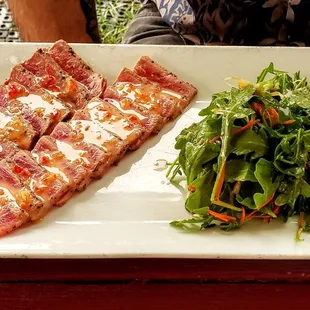 Yellowfin Ginger Salad at The Session Room