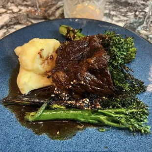 Braised short rib, mashed potatoes and broccolini