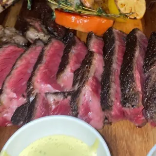 40oz WAGYU TOMAHAWK