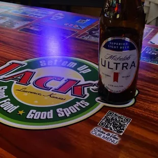 drink, pizza