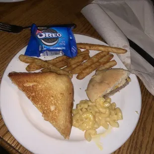 Kids Mac, grilled cheese, and cheeseburger