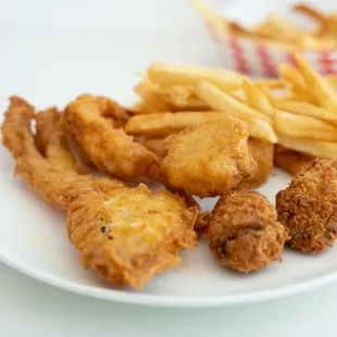 chicken wings, fried chicken wings, poultry, bbq chicken, chicken, chicken wings and fried chicken, food, bbq wings, fried chicken