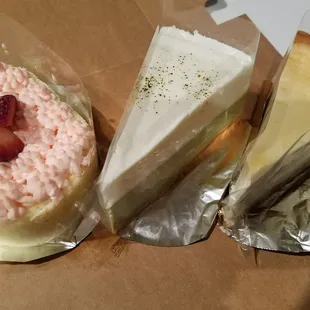 Pound Cake w/strawberry cream, Green Tea Cheesecake and Plain Baked Cheesecake