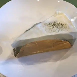 Green tea cheesecake