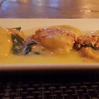 Ravioli Della Nonna (Homemade Pasta)