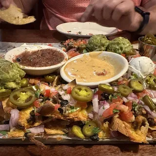 SEVEN BRIDGES NACHOS