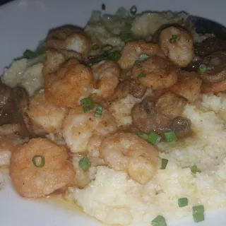 SHRIMP & GRITS