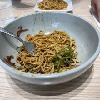 Noodle with Scallion Oil Sauce