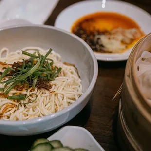 Noodle with Scallion Oil Sauce