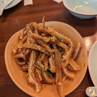 Pig-ear Salad with Chili Oil Dressing