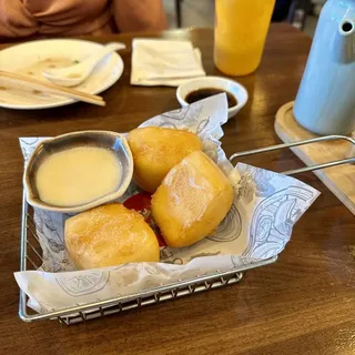 Deep Fried Mini Buns 3pcs