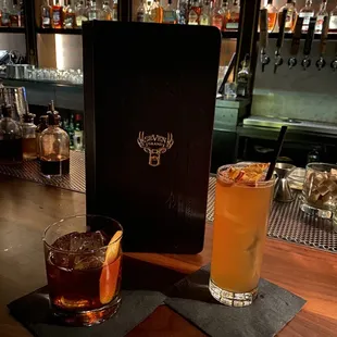 Kentucky mule and Manhattan on happy hour