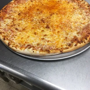 Traditional   NY  pizza !