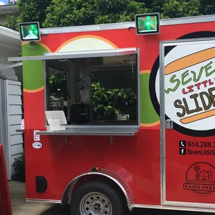 a red food truck